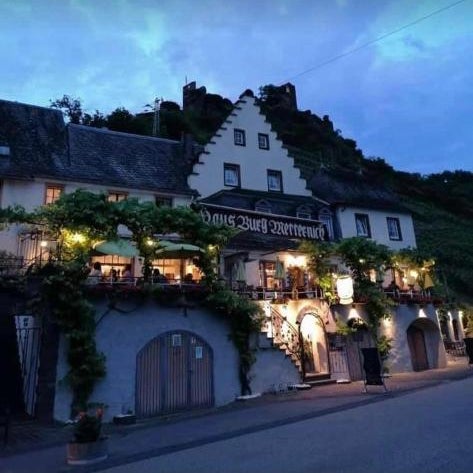 Hotel Haus Burg Metternich