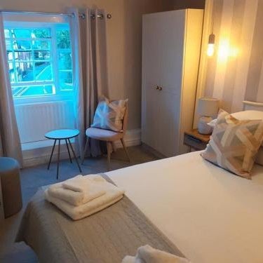 The Hand Hotel Thumbnail