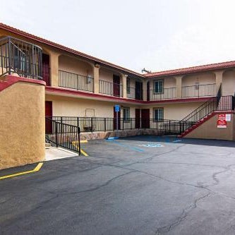 Econo Lodge Long Beach I-405 Thumbnail