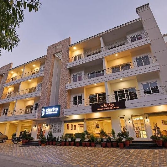 Clarks Inn Bhowali, Nainital, Near Kainchi Dham