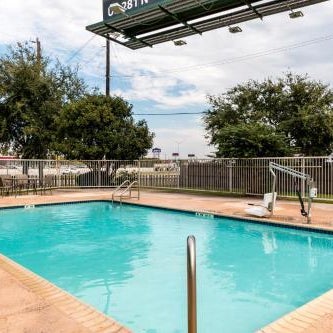 Motel 6-San Antonio, TX - South Thumbnail