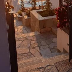Agnanti Hotel
