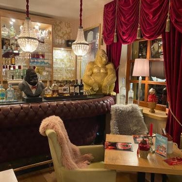 Riverdam Boutique Hotel