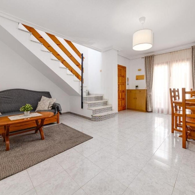 Cozy Apartment near the sea
