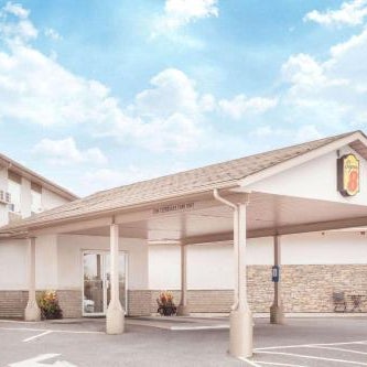 Super 8 by Wyndham Kenora Thumbnail