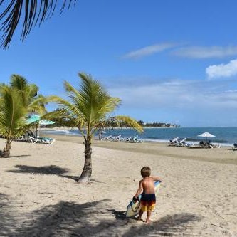 Tropical Casa Laguna Thumbnail