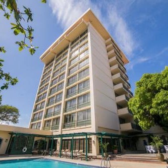 Courtleigh Hotel & Suites Thumbnail