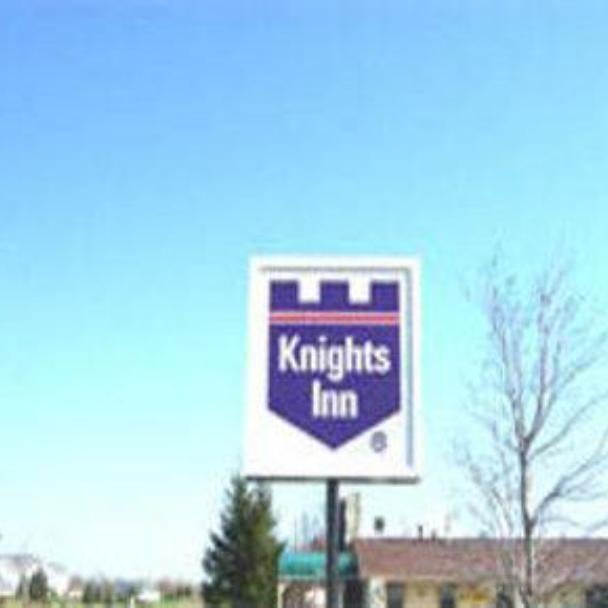 Knights Inn Racine Thumbnail