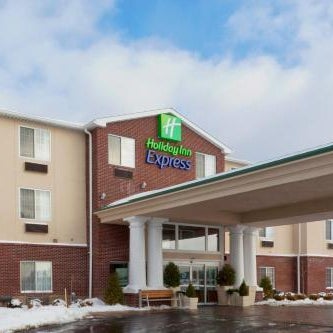 Holiday Inn Express & Suites Ashtabula-Geneva By IHG Thumbnail