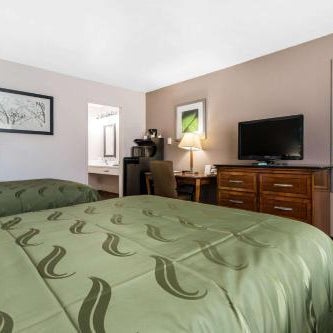 Ramada Bayside Inn & Suites Eureka Thumbnail