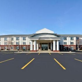 Holiday Inn Express Hotel & Suites Fort Atkinson By IHG Thumbnail