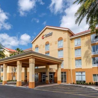 Comfort Inn & Suites Orlando North Thumbnail