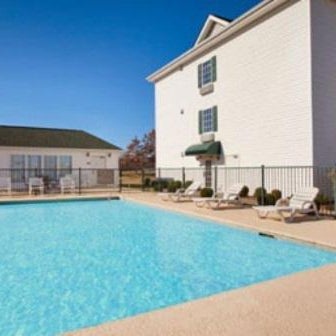 Howard Johnson by Wyndham Jackson Thumbnail