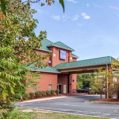 Sleep Inn & Suites near Joint Base Andrews-Washington Area Thumbnail