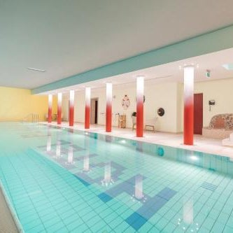 Bavaria Lifestyle Hotel mit Klimaanlage, 18m Indoorpool