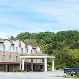 Super 8 by Wyndham Beaver Falls Thumbnail