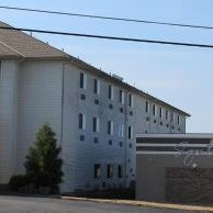 Super 8 by Wyndham Rolla Thumbnail