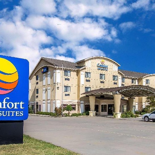 Comfort Inn & Suites Atoka Thumbnail