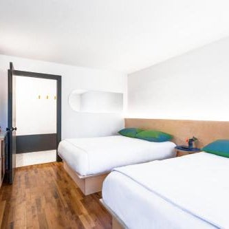 The Iris Motel Thumbnail