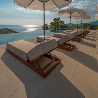 Vivid Blue Serenity Resort