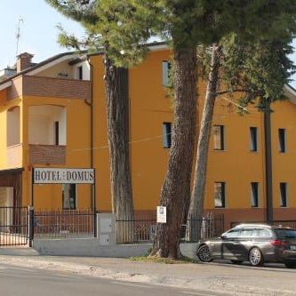 Hotel Domus