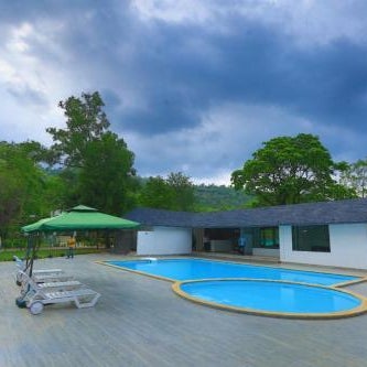 White Feather Resort Kauncha