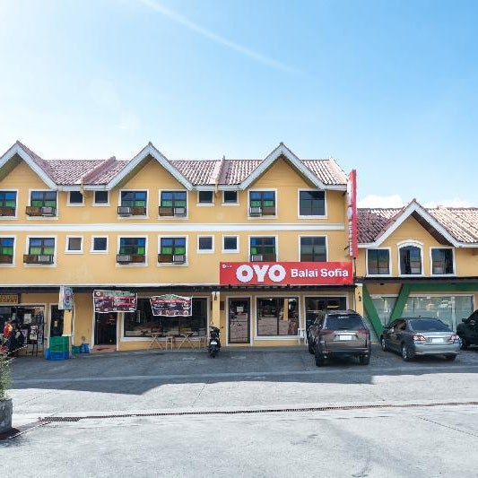RedDoorz Plus at Balai Sofia Bed & Breakfast Batangas