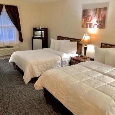 Bicentennial Inn Thumbnail
