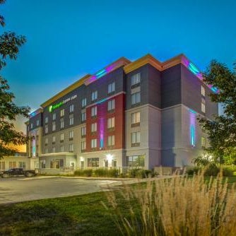 Holiday Inn Express Hotel & Suites - Woodstock By IHG Thumbnail