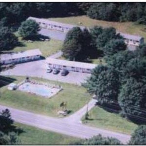 Four Seasons Motel Thumbnail