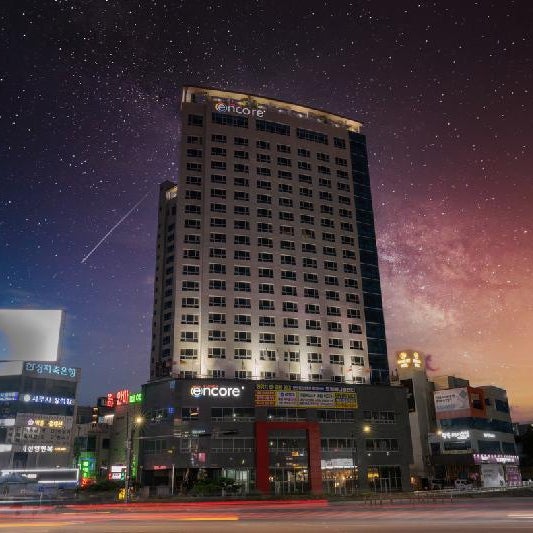 Ramada Encore by Wyndham CheonAn