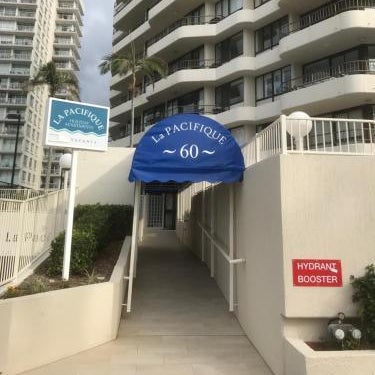 La Pacifique Apartments