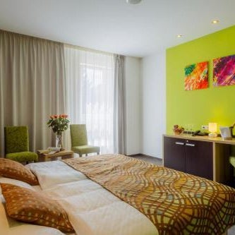 Hotel TENIS Thumbnail