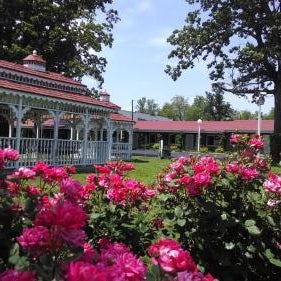 Murray Inn and Art Gallery Thumbnail
