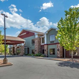 Best Western Plus Victor Inn & Suites Thumbnail