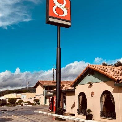 Soledad Motel 8 Thumbnail