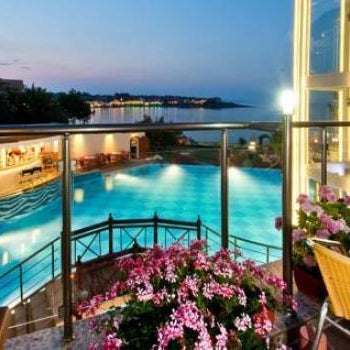 Hotel Villa List Thumbnail