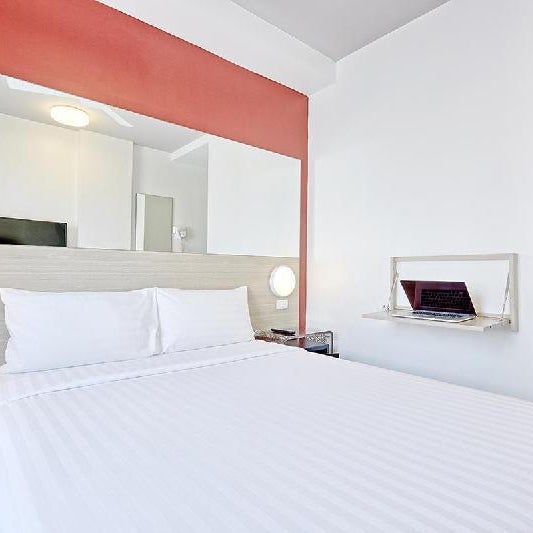 Red Planet Hotel Asoke Bangkok Thumbnail