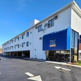 Hampton Village Inn Thumbnail