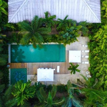 Le Cameleon Boutique Hotel Thumbnail
