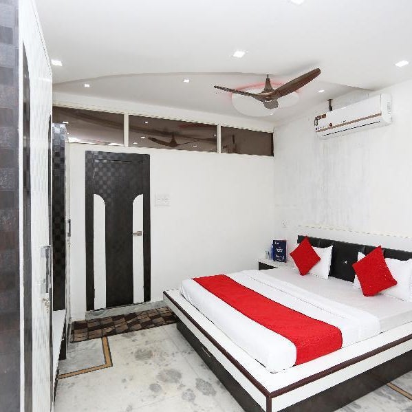 Hotel O Mani Bhai Patel