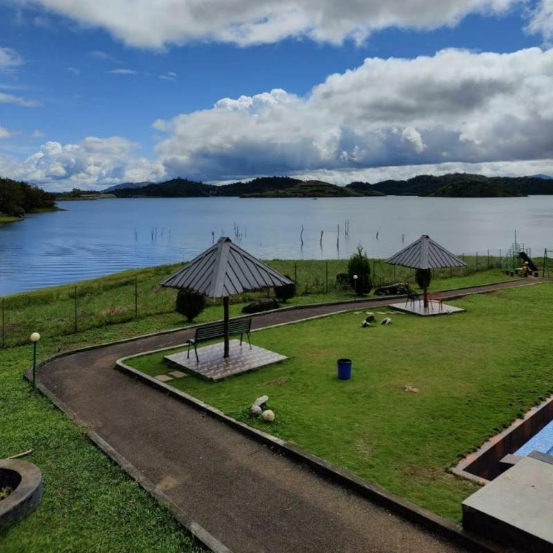 Misty Dam Resort