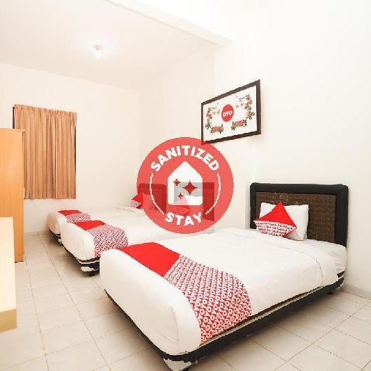 Marcello Residence Siwalankerto near Petra University Surabaya Mitra RedDoorz