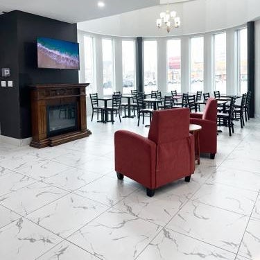 Premier Inn & Suites - Downtown Hamilton Hotel Thumbnail
