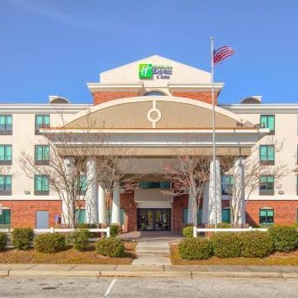 Holiday Inn Express Hotel & Suites Gulf Shores By IHG Thumbnail