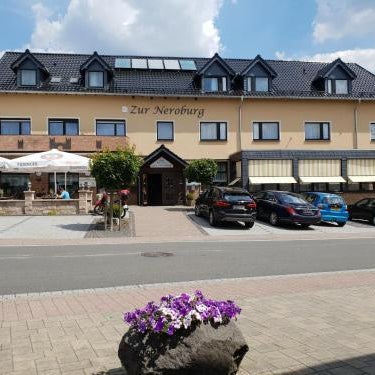 Hotel Restaurant Zur Neroburg