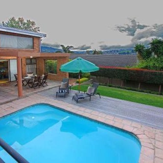 Petite Studio Apartment Self Catering
