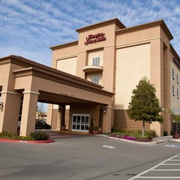 Hampton Inn By Hilton & Suites Pittsburg Thumbnail