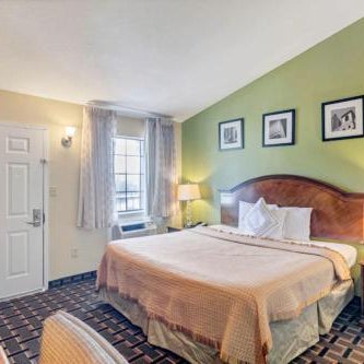 Savannah Garden Hotel Thumbnail