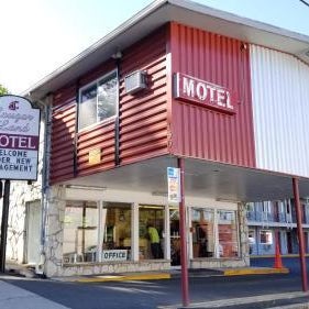 Cougar Land Motel Thumbnail